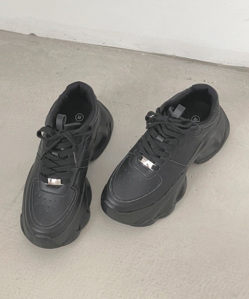 Shoes in Closet（シューズインクローゼット）の「+8.5㎝ 軽量 厚底 レースアップ デザインソールスニーカー 5878（スニーカー・レディース・ブラック/ホワイト・S/L/M/LL）」の16枚目の写真