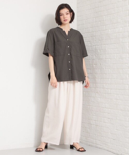THE SHOP TK （ザ ショップ ティーケー ）の「【M-XL/羽織でも決まる】Wポケット金ボタン 5分袖シャツ（シャツ/ブラウス・レディース・スミクロ/グリーン系/アイボリー/イエロー系その他・14/13/12）」の15枚目の写真