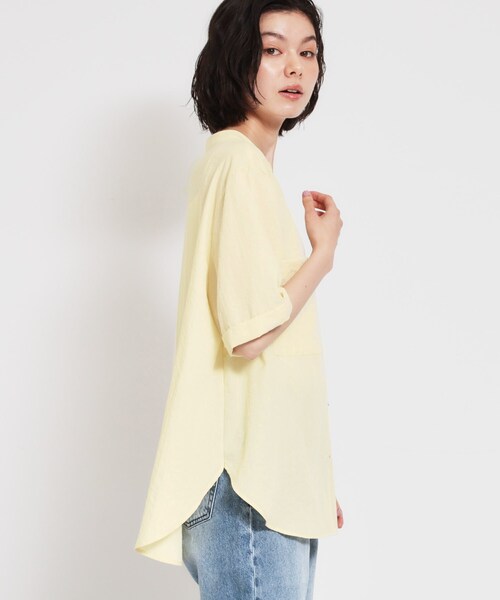 THE SHOP TK (ザ ショップ ティーケー )の「【M-XL/刻みネックですっきり見え】Wポケット金ボタン 5分袖シャツ(シャツ/ブラウス・レディース・スミクロ/グリーン系/アイボリー/イエロー系その他・14/13/12)」の9枚目の写真