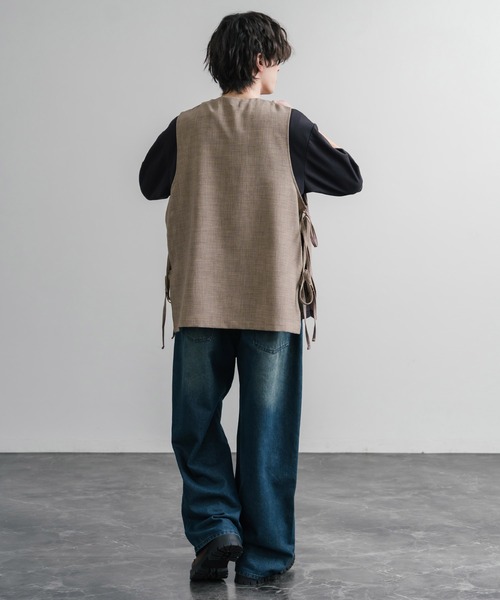 Audience(オーディエンス)の「Upscape Audience 日本製/国産Reflax TECH リネンライクキャンバス キーネックプルオーバーエプロンベスト AUD7394(ベスト・メンズ・モカ/グレイッシュベージュ/ブラック・L/M)」の13枚目の写真