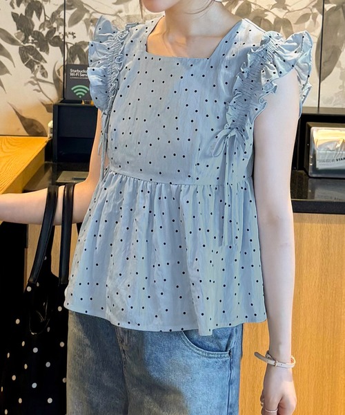 junoah(ジュノア)の「ワッシャードットフリルトップス(シャツ/ブラウス・レディース・ホワイト/ブルー/ブラック・MEDIUM/SMALL/LARGE)」の5枚目の写真