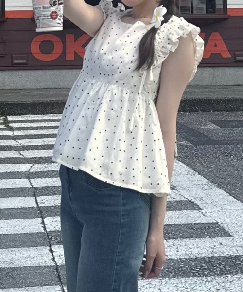 junoah(ジュノア)の「ワッシャードットフリルトップス(シャツ/ブラウス・レディース・ホワイト/ブルー/ブラック・MEDIUM/SMALL/LARGE)」の12枚目の写真