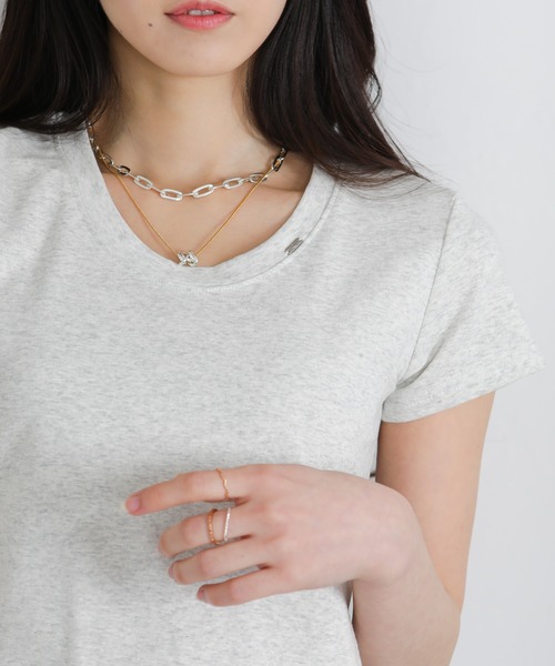 pumpkin port(パンプキンポート)の「クルーネック シルバープレートポイントスラブ素材半袖Tシャツ(Tシャツ/カットソー・レディース・ホワイト/ライトグレー/ブラック・M/L/LL)」の3枚目の写真