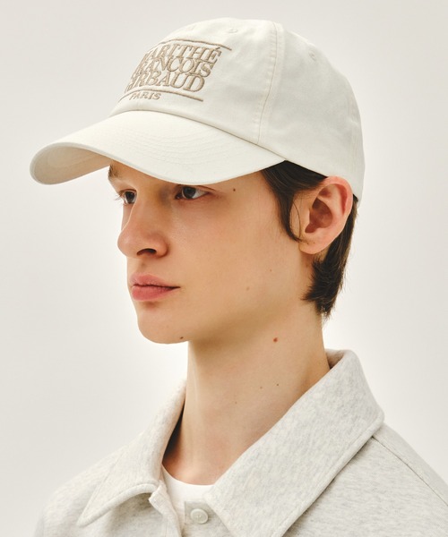 MARITHE + FRANCOIS GIRBAUD(マリテフランソワジルボー)の「CLASSIC LOGO COVERED CAP(キャップ・レディース・パープル/ネイビー/グリーン/レッド/ダークブラウン/アイボリー/ブルー/ブラック×ブラック・フリー)」の15枚目の写真