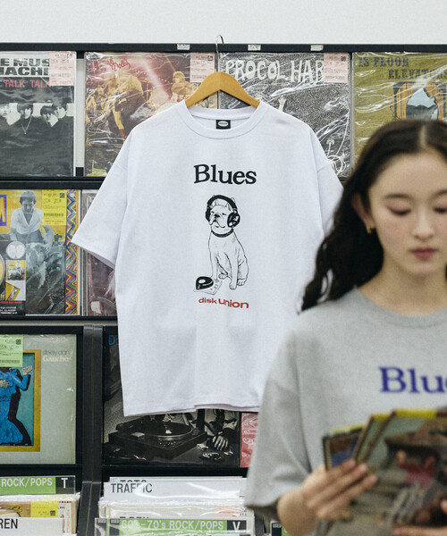 FREAK'S STORE(フリークスストア)の「限定展開 diskunion×FREAK'S STORE 別注 フレンチブルドッグ ビッグシルエット プリント クルーネック Tシャツ(Tシャツ/カットソー・メンズ・ブラック/ホワイト/ダークグレー・SMALL/LARGE/MEDIUM)」の1枚目の写真
