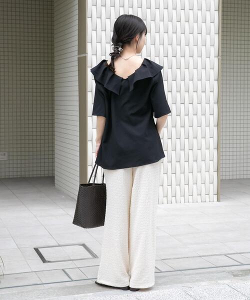 ITEMS URBANRESEARCH（アイテムズ アーバンリサーチ）の「フリルカラーブラウス（シャツ/ブラウス・レディース・ブラック/ライトグレー/ブラウン・FREE）」の7枚目の写真