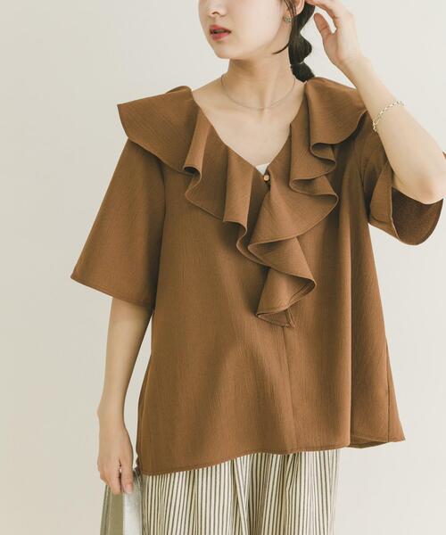 ITEMS URBANRESEARCH（アイテムズ アーバンリサーチ）の「フリルカラーブラウス（シャツ/ブラウス・レディース・ブラック/ライトグレー/ブラウン・FREE）」の18枚目の写真
