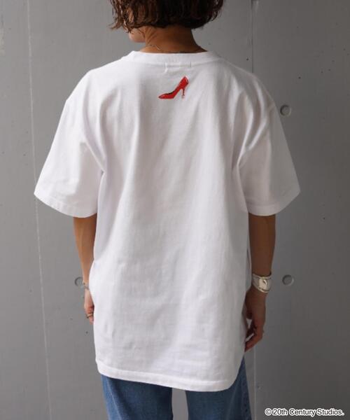 GOOD ROCK SPEED(グッドロックスピード)の「GOOD ROCK SPEED (グッドロックスピード) The DEVIL WEARS PRADA/ロゴT/UNISEX(Tシャツ/カットソー・レディース・ブラック/ホワイト・XL/L/M)」の4枚目の写真