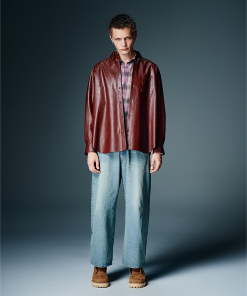 glamb(グラム)の「Synth Leather Button Down Shirt / シンセレザーボタンダウンシャツ(シャツ/ブラウス・メンズ・ブラック/ワイン・S/M/L)」の9枚目の写真