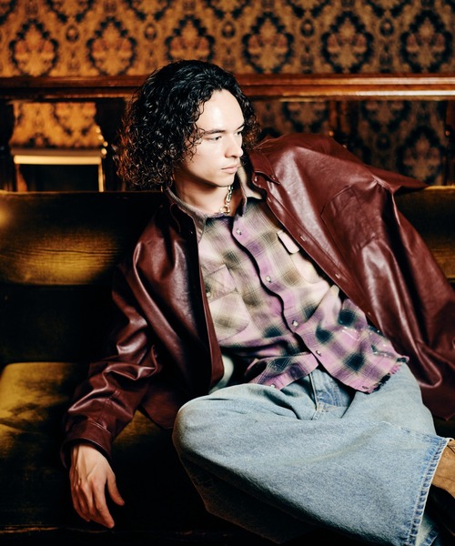 glamb(グラム)の「Synth Leather Button Down Shirt / シンセレザーボタンダウンシャツ(シャツ/ブラウス・メンズ・ブラック/ワイン・S/M/L)」の13枚目の写真
