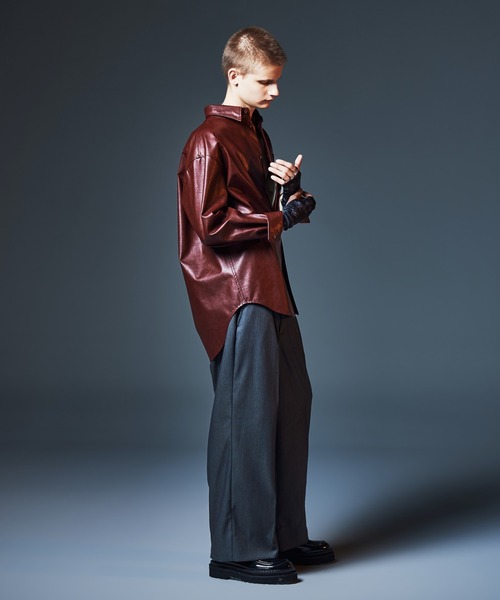 glamb(グラム)の「Synth Leather Button Down Shirt / シンセレザーボタンダウンシャツ(シャツ/ブラウス・メンズ・ブラック/ワイン・S/M/L)」の21枚目の写真