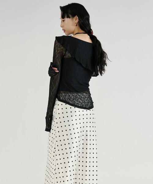 Ezick（エジック）の「Flower cutout lace tops/アシメフリルカットアウトトップス（Tシャツ/カットソー・レディース・ブルー/ブラック・FREE）」の18枚目の写真