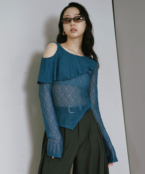 Ezick（エジック）の「Flower cutout lace tops/アシメフリルカットアウトトップス（Tシャツ/カットソー・レディース・ブルー/ブラック・FREE）」の21枚目の写真