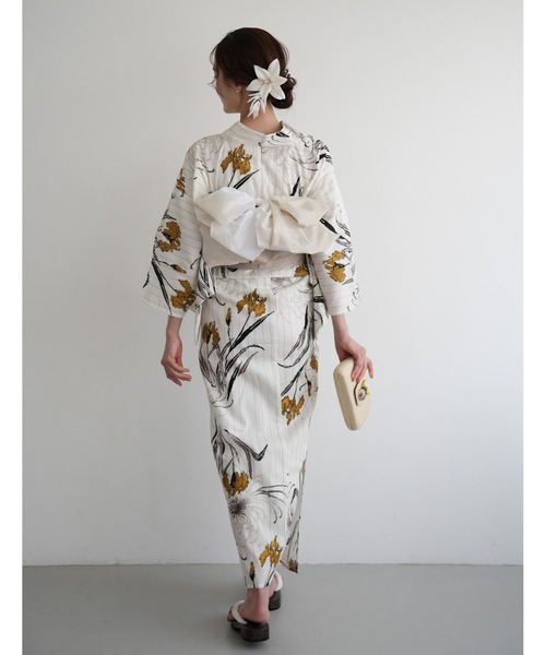 utatane（ウタタネ）の「2026新作［utatane×Acka.］浴衣4set 菖蒲と糸菊 white・navy（浴衣・レディース・ホワイト/ネイビー・FREE）」の11枚目の写真
