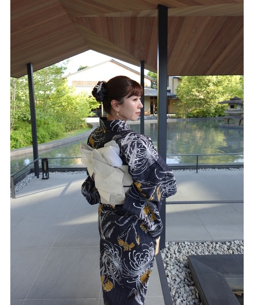 utatane（ウタタネ）の「2026新作［utatane×Acka.］浴衣4set 菖蒲と糸菊 white・navy（浴衣・レディース・ホワイト/ネイビー・FREE）」の8枚目の写真