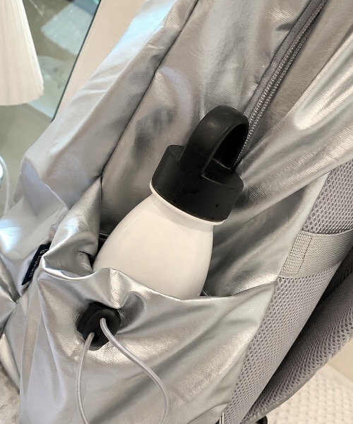 MELT(メルト)の「軽量撥水多機能リュック(バックパック/リュック・レディース・ピンク/ブラック/シルバー・FREE)」の9枚目の写真