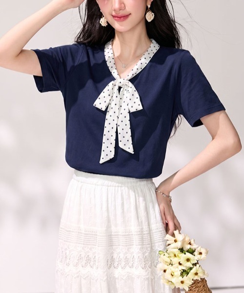 LUCPY（ラクピー）の「ドットリボンカラーフレンチトップス（その他トップス・レディース・ネイビー・LARGE/MEDIUM/SMALL/X-LARGE）」の2枚目の写真
