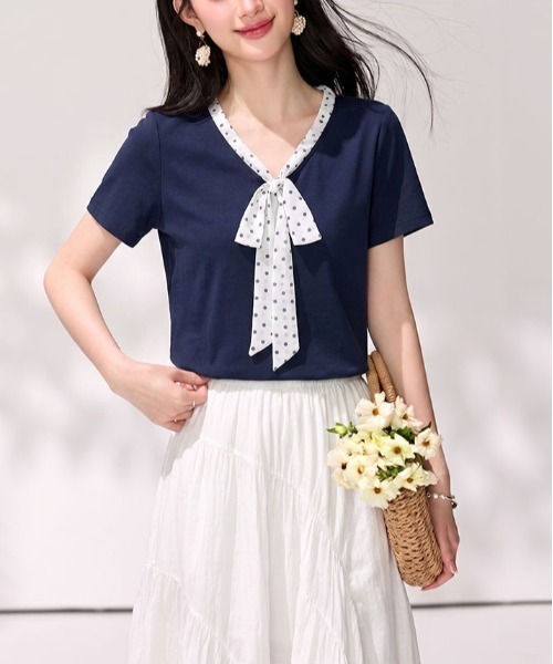 LUCPY（ラクピー）の「ドットリボンカラーフレンチトップス（その他トップス・レディース・ネイビー・LARGE/MEDIUM/SMALL/X-LARGE）」の5枚目の写真