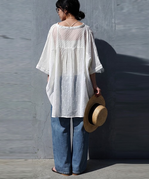 antiqua(アンティカ)の「コットン100 ドビー織り ブラウス(シャツ/ブラウス・レディース・ホワイト/ブラック・ONESIZE)」の20枚目の写真