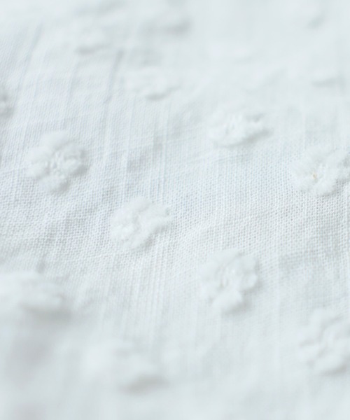 antiqua(アンティカ)の「コットン100 ドビー織り ブラウス(シャツ/ブラウス・レディース・ホワイト/ブラック・ONESIZE)」の6枚目の写真