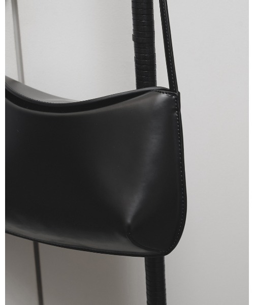 TODAYFUL（トゥデイフル）の「Sleek Leather Bag（ハンドバッグ・レディース・ブラック/ダークブラウン・FREE）」の18枚目の写真
