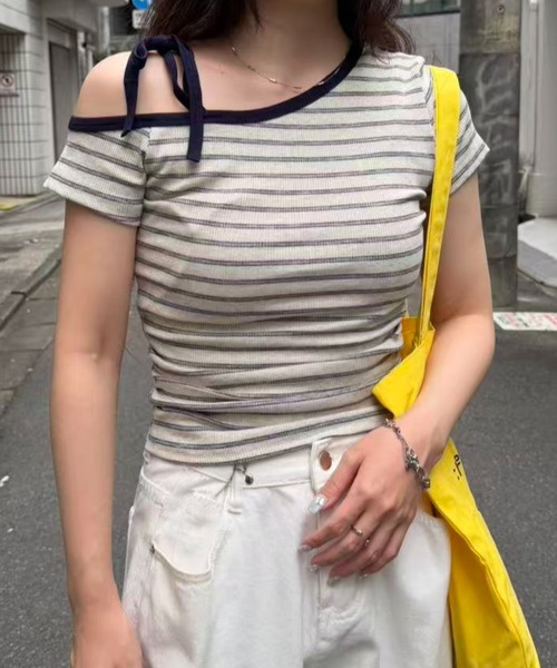 mebole(メボレ)の「ボーダー肩リボンオフショルトップス(Tシャツ/カットソー・レディース・パープル/アイボリー・FREE)」の9枚目の写真