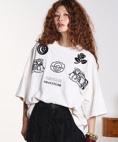 HLAADA(フラーダ)の「HLAADA for ROSEBUD/EMBROIDERY FOOTBALL TEE(Tシャツ/カットソー・レディース・マルチ/ブラック・ONE SIZE)」の4枚目の写真