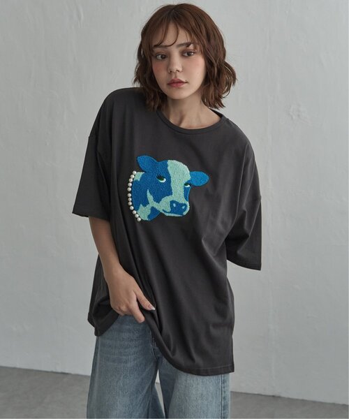 notch.(ノッチ)の「パールネックレス ウシ サガラ刺繍Tシャツ(Tシャツ/カットソー・レディース・チャコール/杢グレー・M)」の17枚目の写真