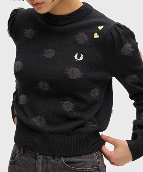 FRED PERRY(フレッドペリー)の「Amy Winehouse Polka Dot Jumper/エイミー・ワインハウス ポルカドットジャンパー(ニット/セーター・レディース・ブラック・10)」の2枚目の写真
