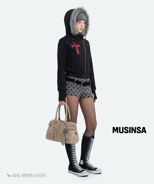 LUVISTRUE(ラヴイズトゥルー)の「GT FUR UNBALANCE HOOD ZIP UP(BLACK)(パーカー・レディース・その他・FREE)」の12枚目の写真