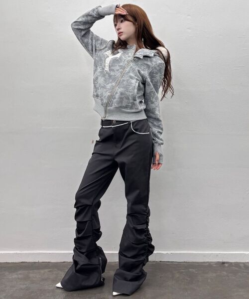LUVISTRUE(ラヴイズトゥルー)の「GT FUR UNBALANCE HOOD ZIP UP(BLACK)(パーカー・レディース・その他・FREE)」の7枚目の写真