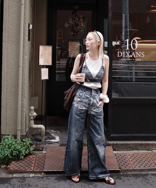 Ameri(アメリ)の「FAKE DENIM DOUBLE WAIST PANTS(その他パンツ・レディース・ボルドー/ブルー・26inch/24inch/25inch)」の13枚目の写真