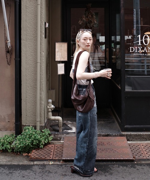 Ameri(アメリ)の「FAKE DENIM DOUBLE WAIST PANTS(その他パンツ・レディース・ボルドー/ブルー・26inch/24inch/25inch)」の14枚目の写真