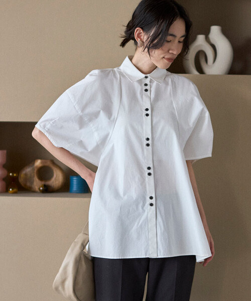 Firsthand(ファーストハンド)の「Firsthand/ファーストハンド 切替デザイン バルーンスリーブシャツ / 5分袖 ブラウス(シャツ/ブラウス・レディース・ホワイト/サックスブルー/ブラック・FREE)」の6枚目の写真