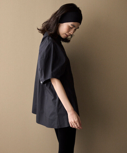 Firsthand(ファーストハンド)の「Firsthand/ファーストハンド 切替デザイン バルーンスリーブシャツ / 5分袖 ブラウス(シャツ/ブラウス・レディース・ホワイト/サックスブルー/ブラック・FREE)」の22枚目の写真