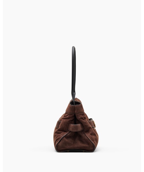 MARC JACOBS(マークジェイコブス)の「THE SUEDE DAKOTA SATCHEL/ザ スエード ダコタ サッチェル(ショルダーバッグ・レディース・ブラウン/ダークブラウン/プラム・ONE SIZE)」の8枚目の写真