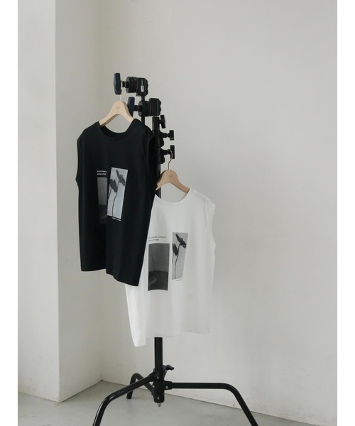 TRUNC(トランクエイティーエイト)の「2Way Photo Print French Sleeve Tee(Tシャツ/カットソー・レディース・オフホワイト/ブラック・FREE)」の10枚目の写真