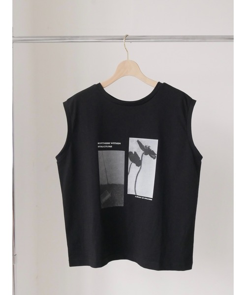 TRUNC(トランクエイティーエイト)の「2Way Photo Print French Sleeve Tee(Tシャツ/カットソー・レディース・オフホワイト/ブラック・FREE)」の3枚目の写真
