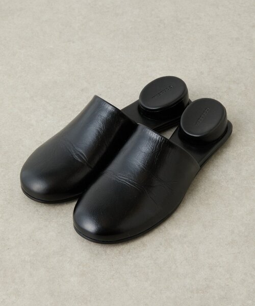 BEARDSLEY(ビアズリー)の「《CORDERA》レザーサンダル【37サイズ】(その他シューズ・レディース・ブラック・37)」の1枚目の写真