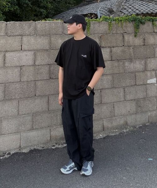 MAC MOC（マックモック）の「[マークモクXナム13] デュエット 男女共用 半袖Tシャツ_ブラック（Tシャツ/カットソー・レディース・ブラック・SMALL/LARGE）」の5枚目の写真