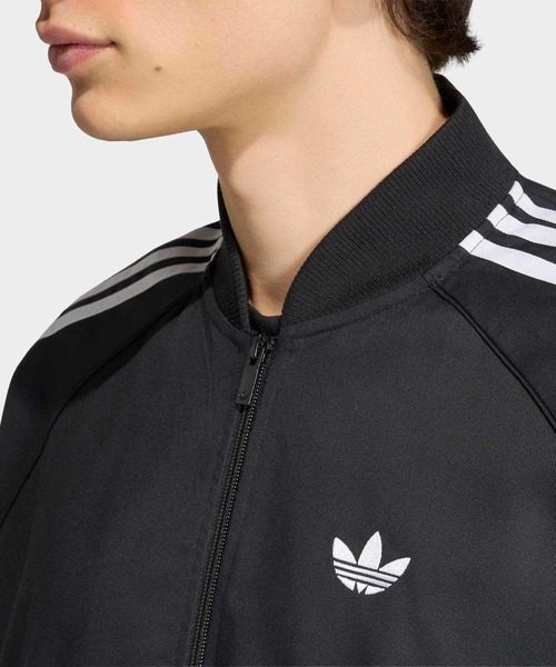 adidas(アディダス)の「SST アディカラー クラシック コットン ツイル トラックトップ / ジャージ / トラックジャケット / アディダスオリジナルス adidas Originals(ジャージ・メンズ・ブラック・SMALL/X-LARGE/X-SMALL/XX-LARGE/LARGE/3XL/MEDIUM)」の3枚目の写真