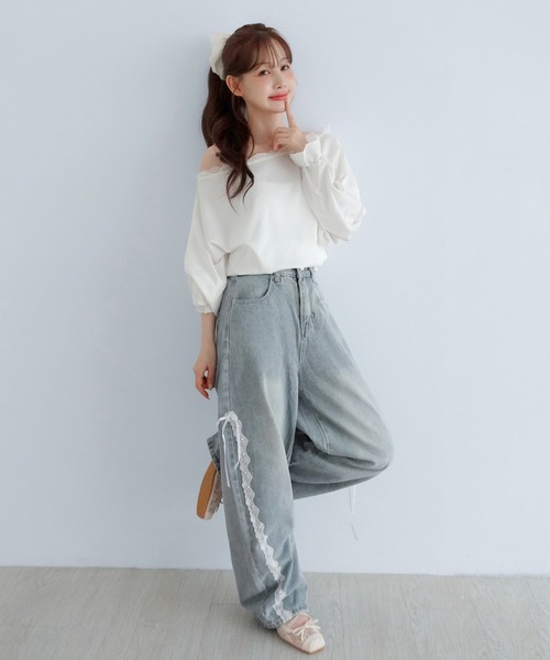 by muni:r(バイ ムニール)の「サテンレースオフショルボリュームスリーブブラウス/2026 AW COLLECTION(シャツ/ブラウス・レディース・ホワイト/ブラック・FREE)」の11枚目の写真
