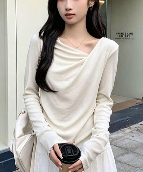 semplice(センプリチェ)の「カットソー【韓国ファッション】(Tシャツ/カットソー・レディース・キャメル/ブラック/ベージュ/ブルー/ピンク・F)」の1枚目の写真