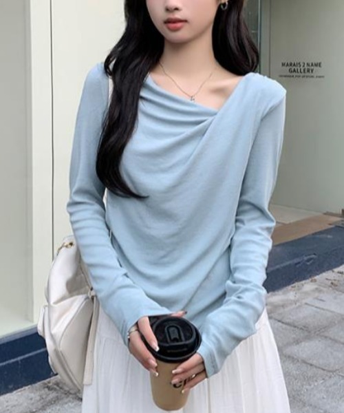 semplice(センプリチェ)の「カットソー【韓国ファッション】(Tシャツ/カットソー・レディース・キャメル/ブラック/ベージュ/ブルー/ピンク・F)」の3枚目の写真