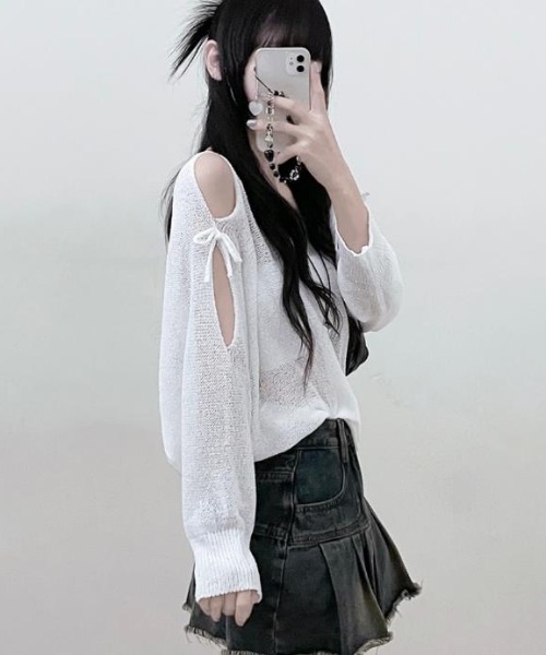 semplice（センプリチェ）の「カットソー【韓国ファッション】（Tシャツ/カットソー・レディース・ホワイト/ブラック/グレー・F）」の11枚目の写真