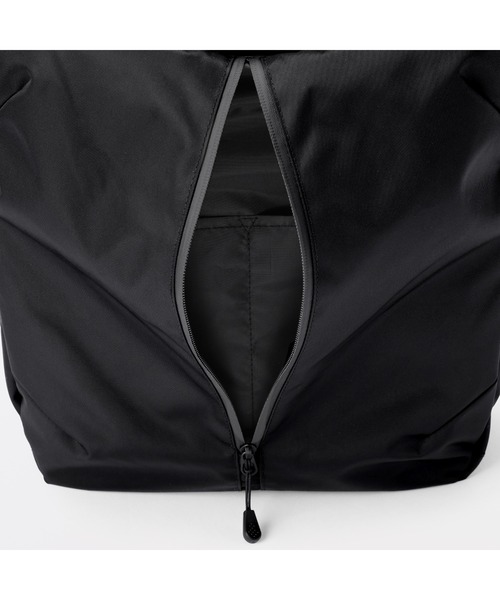 無印良品(ムジルシリョウヒン)の「撥水 再生ナイロン ビジネス トートバッグ(トートバッグ・レディース・ブラック・FREE)」の3枚目の写真
