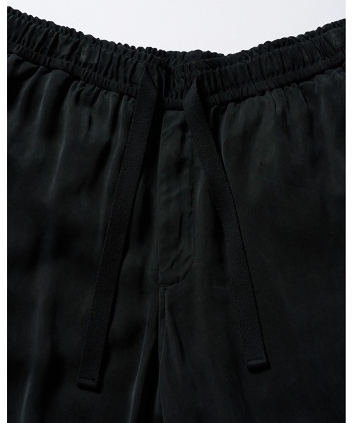 wjk（ダヴルジェイケイ）の「cupro vintage knee tuck easy pants（その他パンツ・メンズ・ブラック/ダークカーキ・X-LARGE/LARGE/MEDIUM/SMALL）」の8枚目の写真