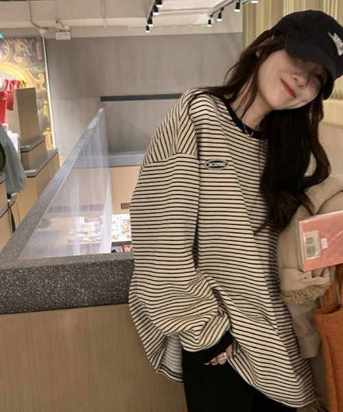 Ritzy（リッツィー）の「細ボーダー クルーネックロングスリーブ T シャツ（Tシャツ/カットソー・レディース・ホワイト/ブラック・M）」の3枚目の写真