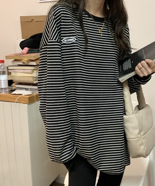 Ritzy（リッツィー）の「細ボーダー クルーネックロングスリーブ T シャツ（Tシャツ/カットソー・レディース・ホワイト/ブラック・M）」の6枚目の写真