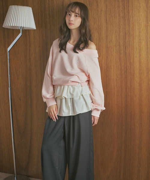 AND COUTURE(アンドクチュール)の「フリルミニスカートセットパンツ(その他パンツ・レディース・ブラック/チャコールグレー・SMALL/MEDIUM)」の1枚目の写真